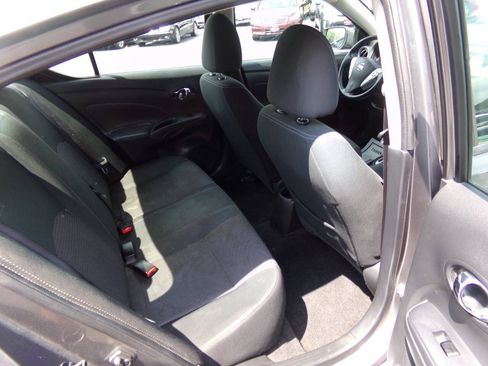 Used 2019 Nissan Versa SV FWD image 20