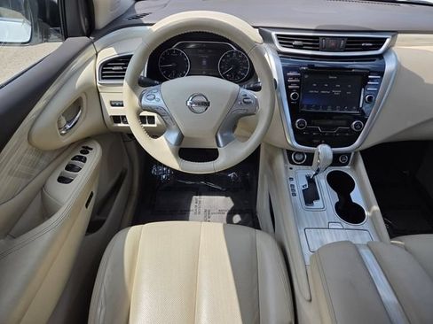 Used 2017 Nissan Murano SL w/ SL Technology Package AWD/4WD image 4