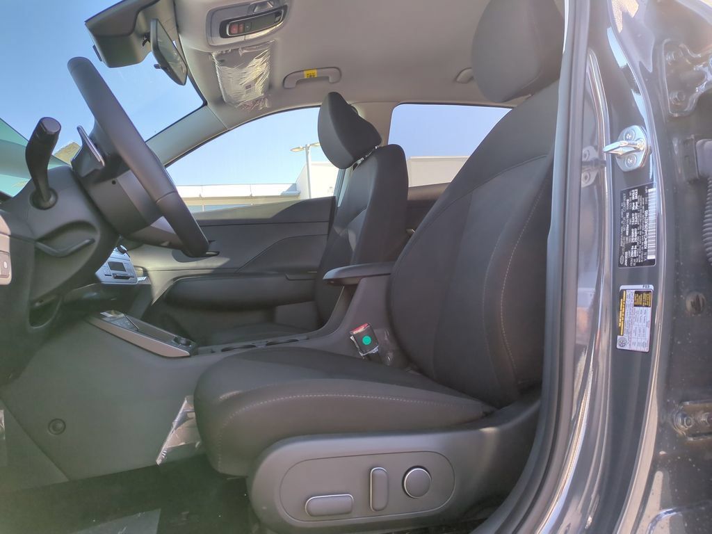 New 2025 Hyundai Kona SEL FWD image 14
