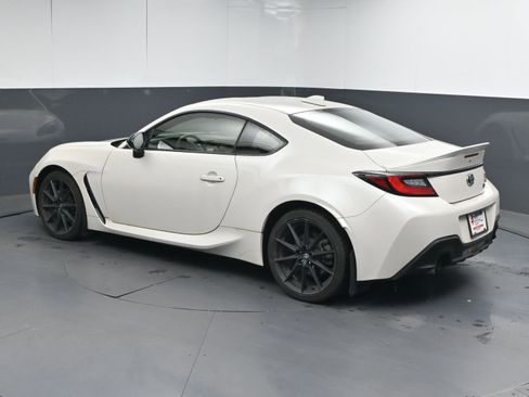 Certified 2024 Toyota GR86 Premium image 6