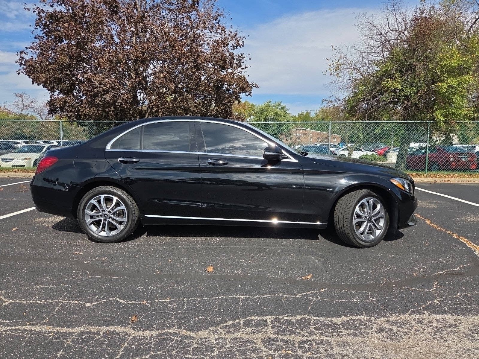Used 2018 Mercedes-Benz C 300 4MATIC Sedan image 3