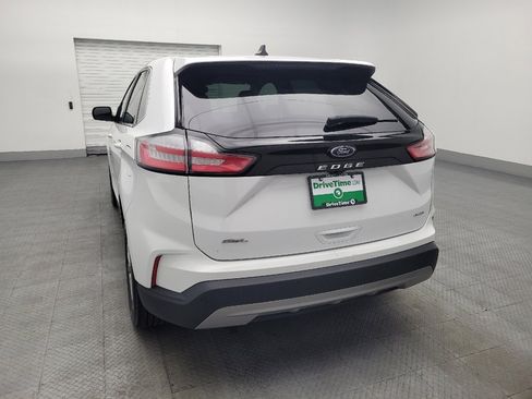 Used 2024 Ford Edge SEL image 6