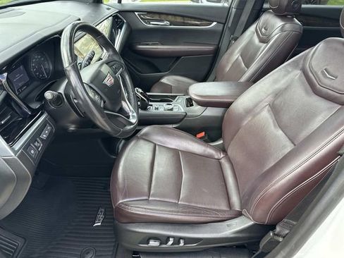 Used 2020 Cadillac XT6 Premium Luxury FWD image 20
