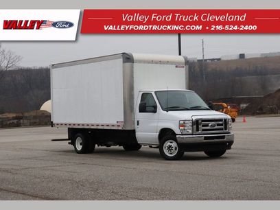 Used 2024 Ford E-450 and Econoline 450 Super Duty w/ Power Windows & Locks Group