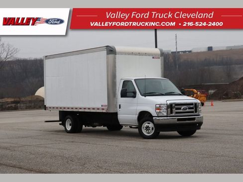 Used 2024 Ford E-450 and Econoline 450 Super Duty w/ Power Windows & Locks Group image 1