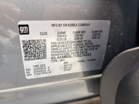 Used 2025 Buick Encore GX Preferred FWD image 29