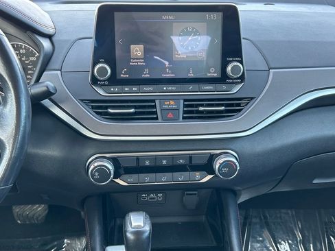 Used 2024 Nissan Altima 2.5 SR image 12