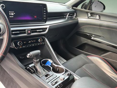 Used 2024 Kia K5 GT image 30