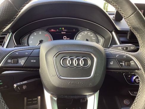 Used 2021 Audi SQ5 Premium w/ Convenience Package image 19