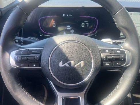 Certified 2023 Kia Sportage EX FWD image 60