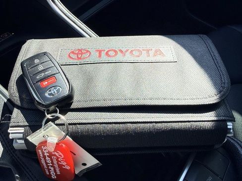 Used 2026 Toyota Grand Highlander FWD image 48