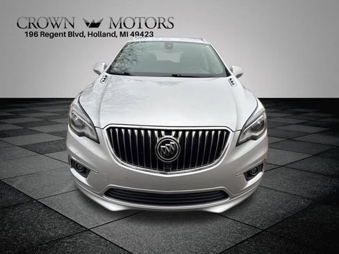 Used 2018 Buick Envision Premium w/ Driver Confidence Package image 2