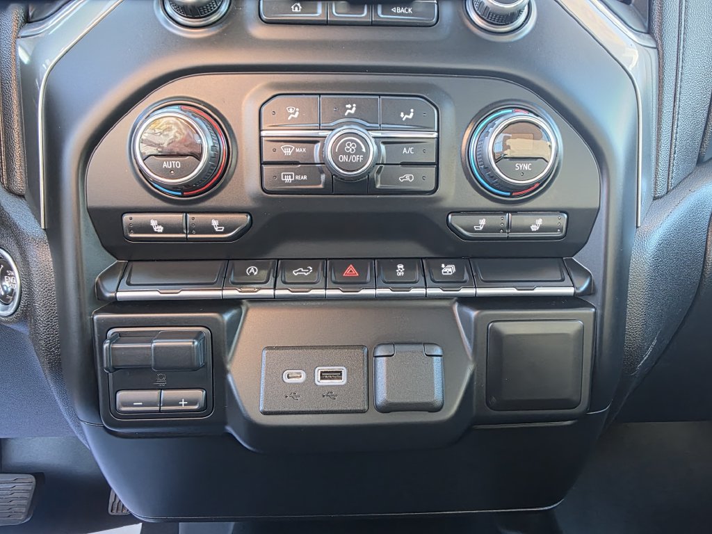 Used 2019 Chevrolet Silverado 1500 RST w/ True North Edition AWD/4WD image 35