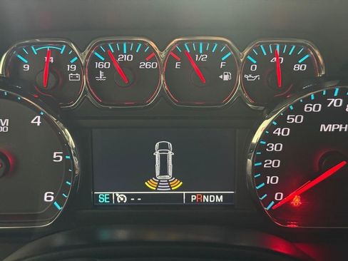 Used 2016 Chevrolet Suburban LT AWD/4WD image 21