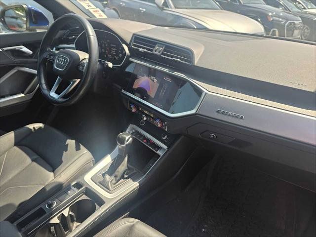 Used 2021 Audi Q3 2.0T Premium w/ Convenience Package AWD/4WD image 11