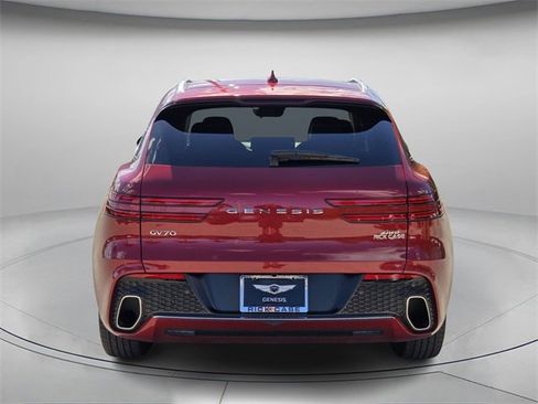 Certified 2023 Genesis GV70 2.5T image 5