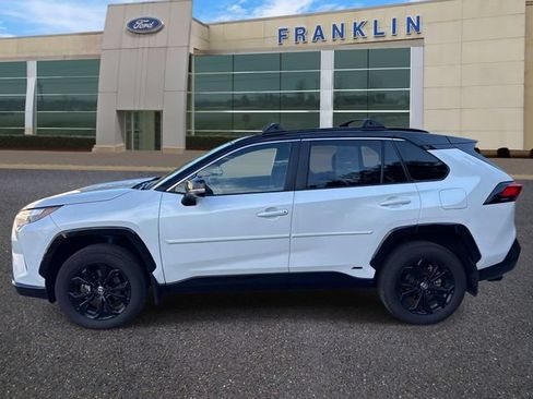 Used 2025 Toyota RAV4 XSE w/ Weather Package AWD/4WD image 4