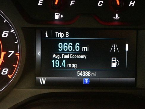 Used 2018 Chevrolet Camaro LS RWD image 37