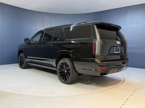 New 2026 Cadillac Escalade ESV Sport w/ LPO, ONYX Package image 3