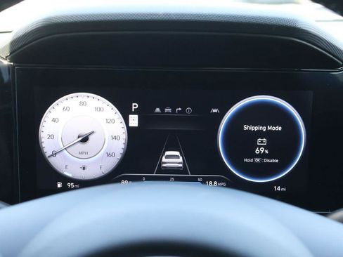 New 2026 Hyundai Elantra Limited FWD image 31