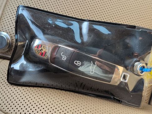 Used 2015 Porsche Macan S image 37