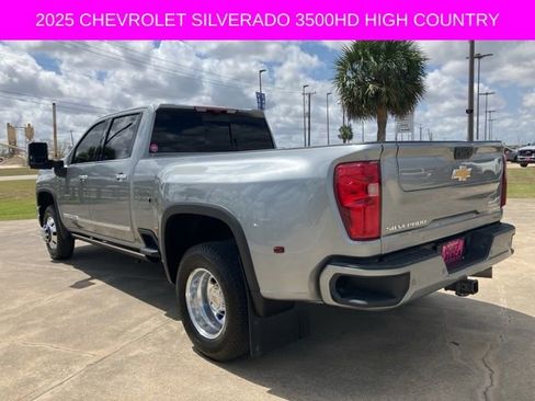 Used 2025 Chevrolet Silverado 3500 High Country w/ High Country Premium Package image 5