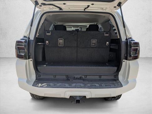 Used 2021 Toyota 4Runner SR5 Premium w/ Moonroof Package AWD/4WD image 6