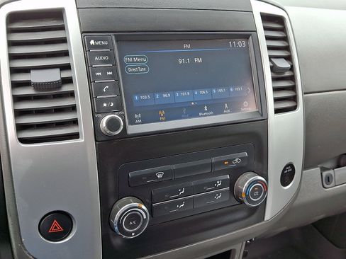 Used 2019 Nissan Frontier SV AWD/4WD image 23