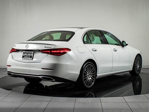 Used 2024 Mercedes-Benz C 300 4MATIC Sedan image 10