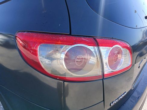 Used 2010 Hyundai Santa Fe SE image 7