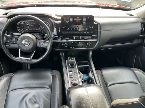 Certified 2023 Nissan Pathfinder SL w/ SL Premium Package AWD/4WD image 15