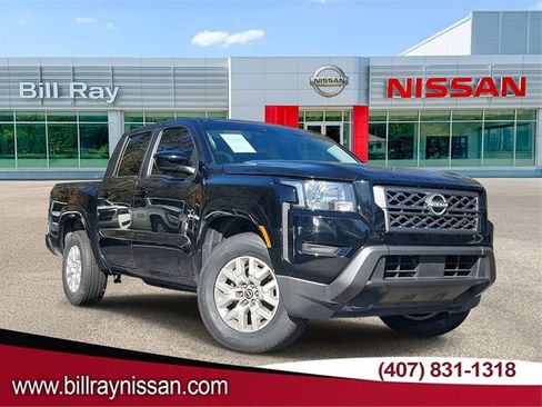 Used 2022 Nissan Frontier SV image 1