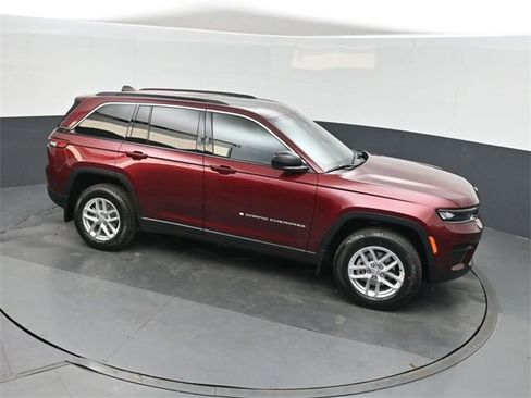 New 2025 Jeep Grand Cherokee Laredo X image 28