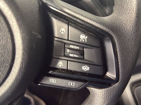 Used 2024 Subaru Crosstrek 2.0i AWD/4WD image 16