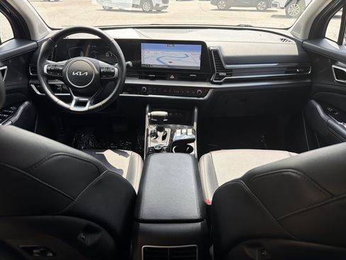 Used 2023 Kia Sportage EX FWD image 22