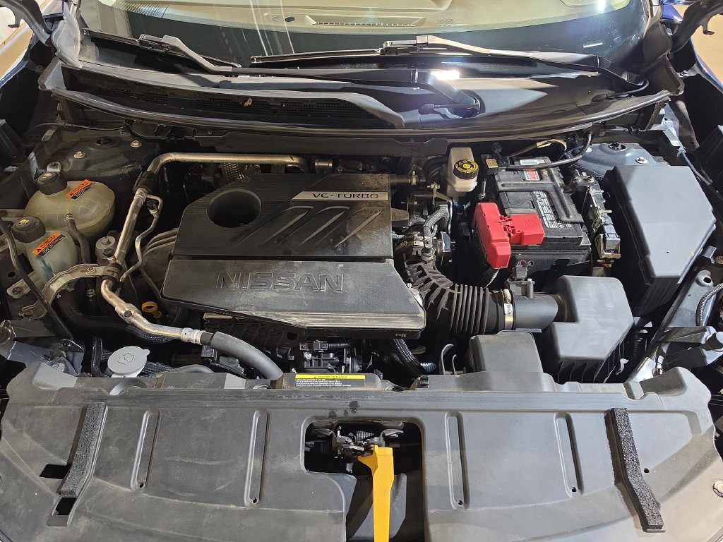 Used 2023 Nissan Rogue S AWD/4WD image 17