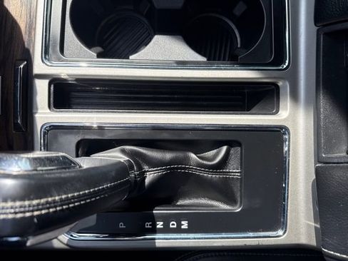 Used 2018 Ford F150 Lariat w/ Equipment Group 502A Luxury image 21