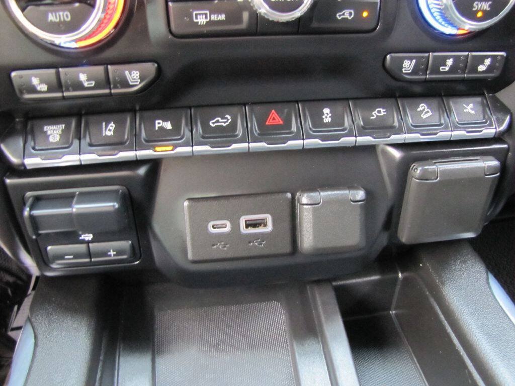 Used 2021 GMC Sierra 2500 Denali w/ Denali Ultimate Package AWD/4WD image 52