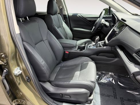 Used 2023 Subaru Outback Touring XT AWD/4WD image 19