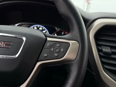Used 2023 GMC Acadia Denali image 22