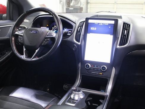 Used 2022 Ford Edge ST-Line image 23