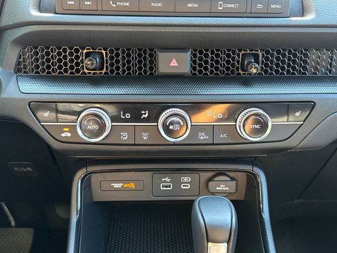 Certified 2025 Honda CR-V Sport image 24