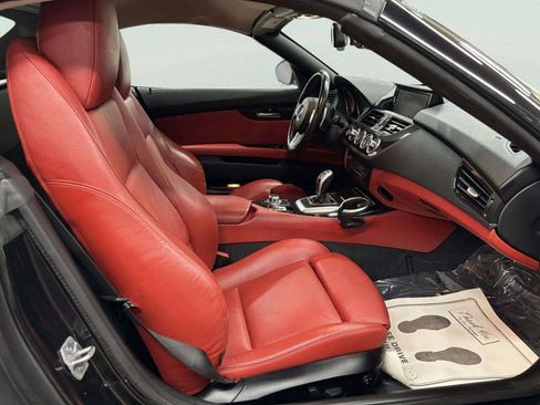 Used 2016 BMW Z4 sDrive28i RWD image 19