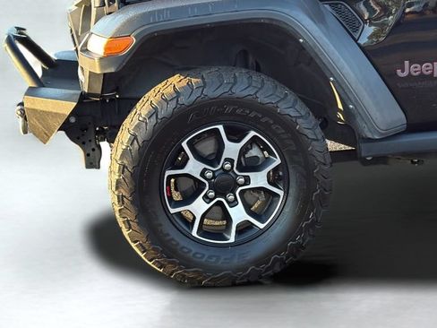 Used 2021 Jeep Wrangler Unlimited Rubicon AWD/4WD image 9