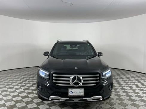 Used 2025 Mercedes-Benz GLB 250 image 2