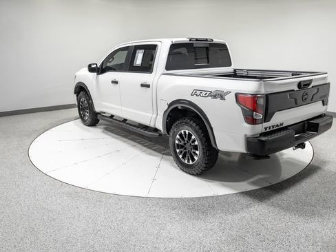 Used 2020 Nissan Titan PRO-4X w/ Pro-4x Convenience Package AWD/4WD image 35