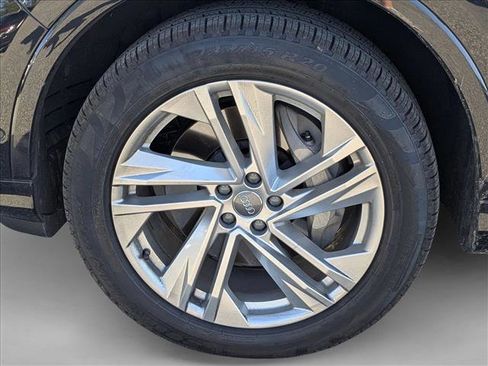 Used 2020 Audi Q7 3.0T Premium Plus image 10