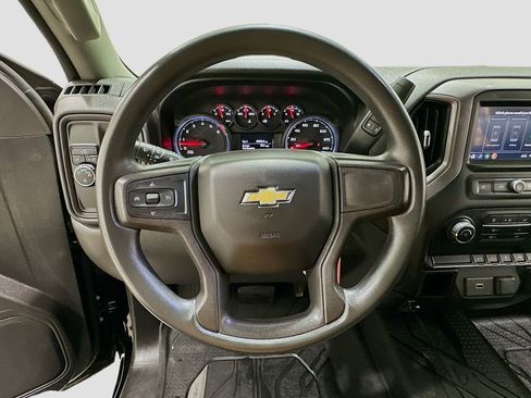 Used 2020 Chevrolet Silverado 1500 Custom w/ Custom Value Package RWD image 11