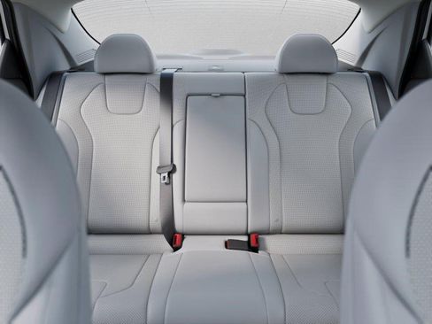 New 2026 Hyundai Elantra Limited image 12