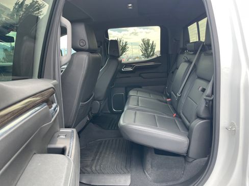 Used 2023 Chevrolet Silverado 1500 LT w/ Leather Package AWD/4WD image 22